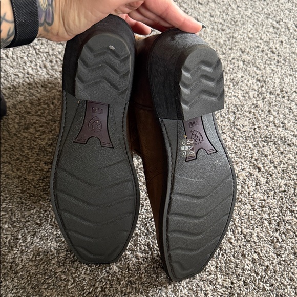 Ariat Brown Leather Heeled Boots with pink Highlights - Picture 6 of 8